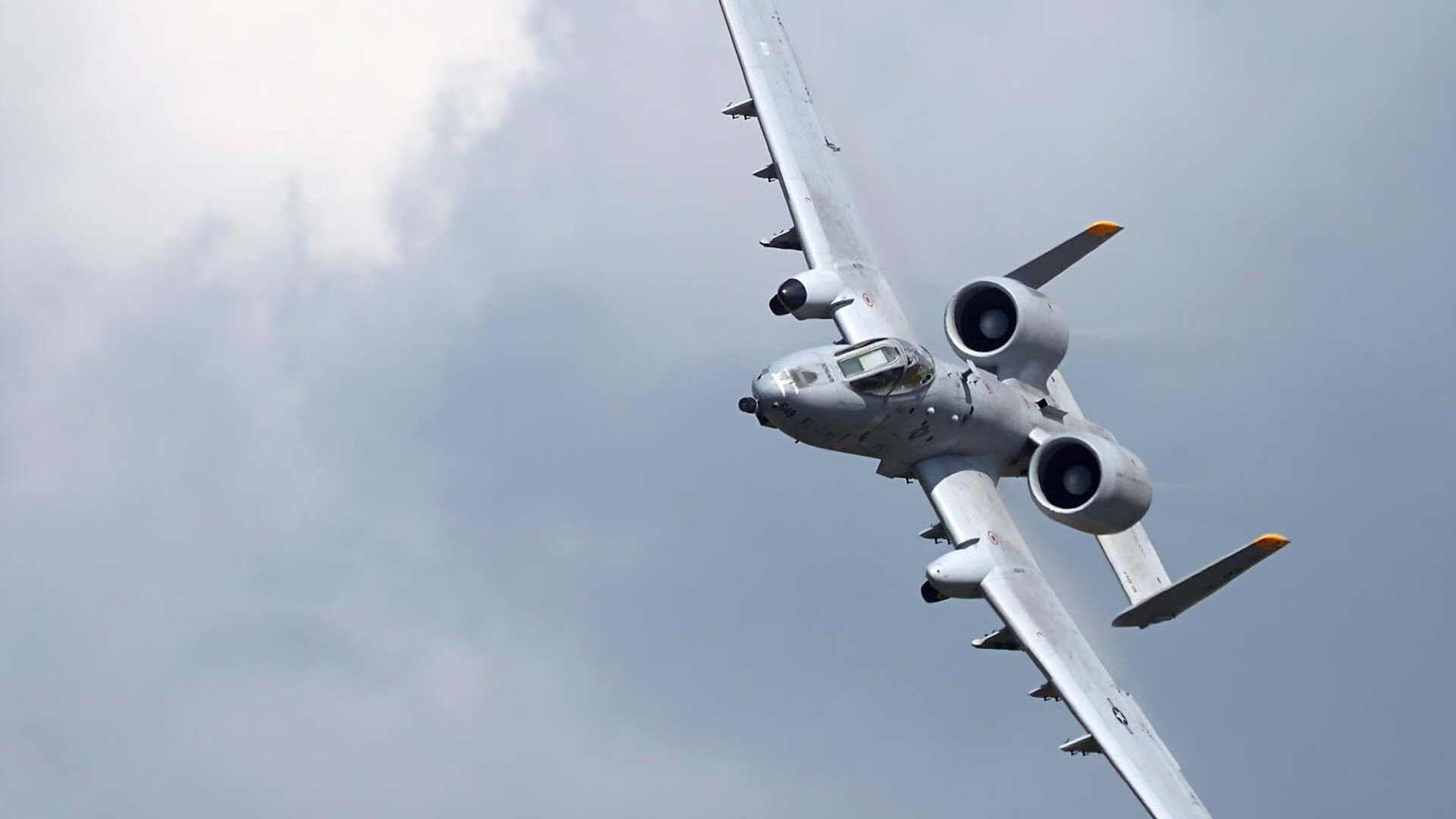 国际热身赛中国女足爆冷 球员表现起伏不定，中国女足热身赛直播